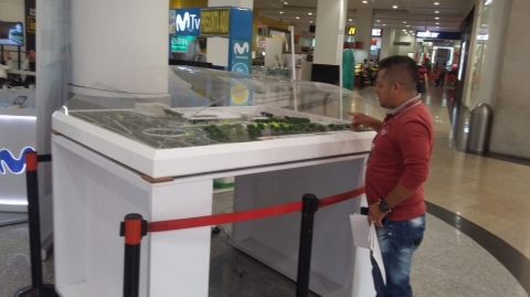 Maqueta del Portal Piedecuesta se exhibe en el Centro Comercial Delacuesta