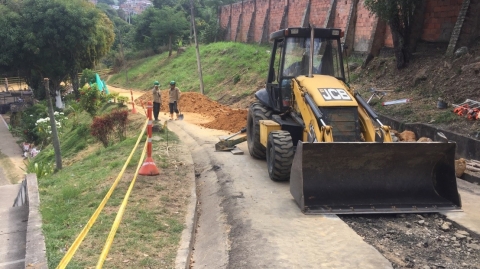 Continúan trabajos de alcantarillado para el Portal Norte - Ciudad Jardín      