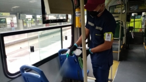 ‘El compromiso de evitar aglomeraciones en estaciones y buses es de todos’: Sistema Metrolínea